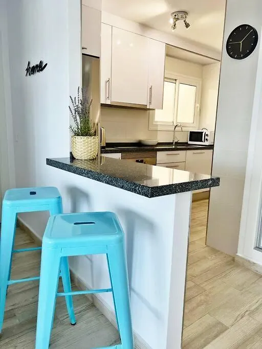 Primera Linea De Playa Nuevo Y Luminoso Fuengirola Apartamento