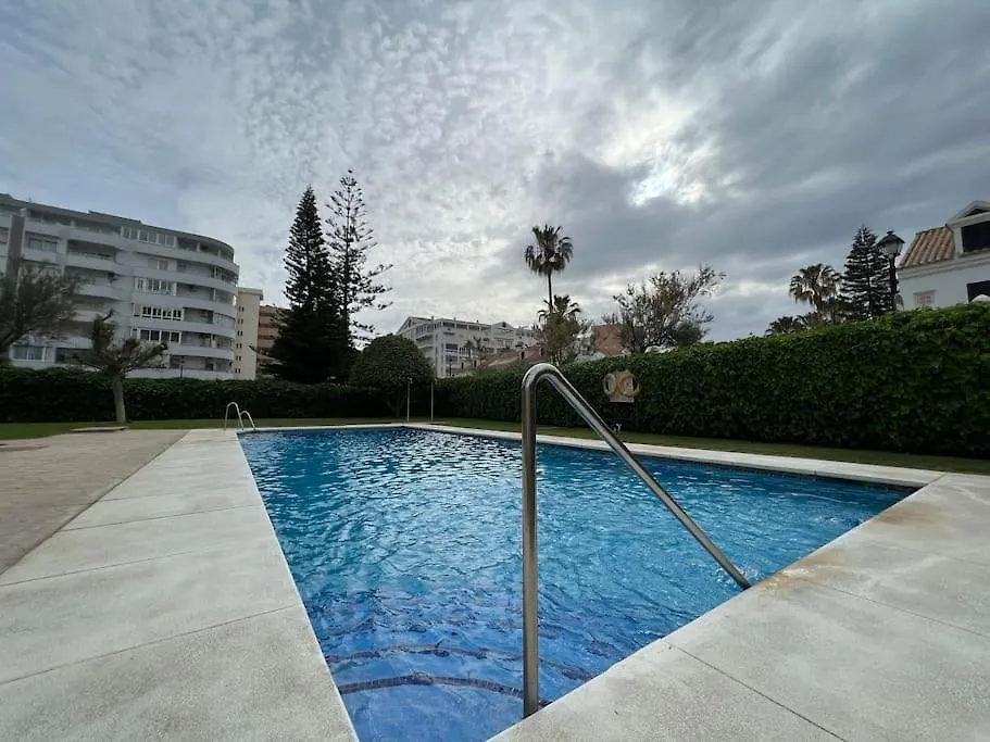 Apartamento Primera Linea De Playa Nuevo Y Luminoso Fuengirola